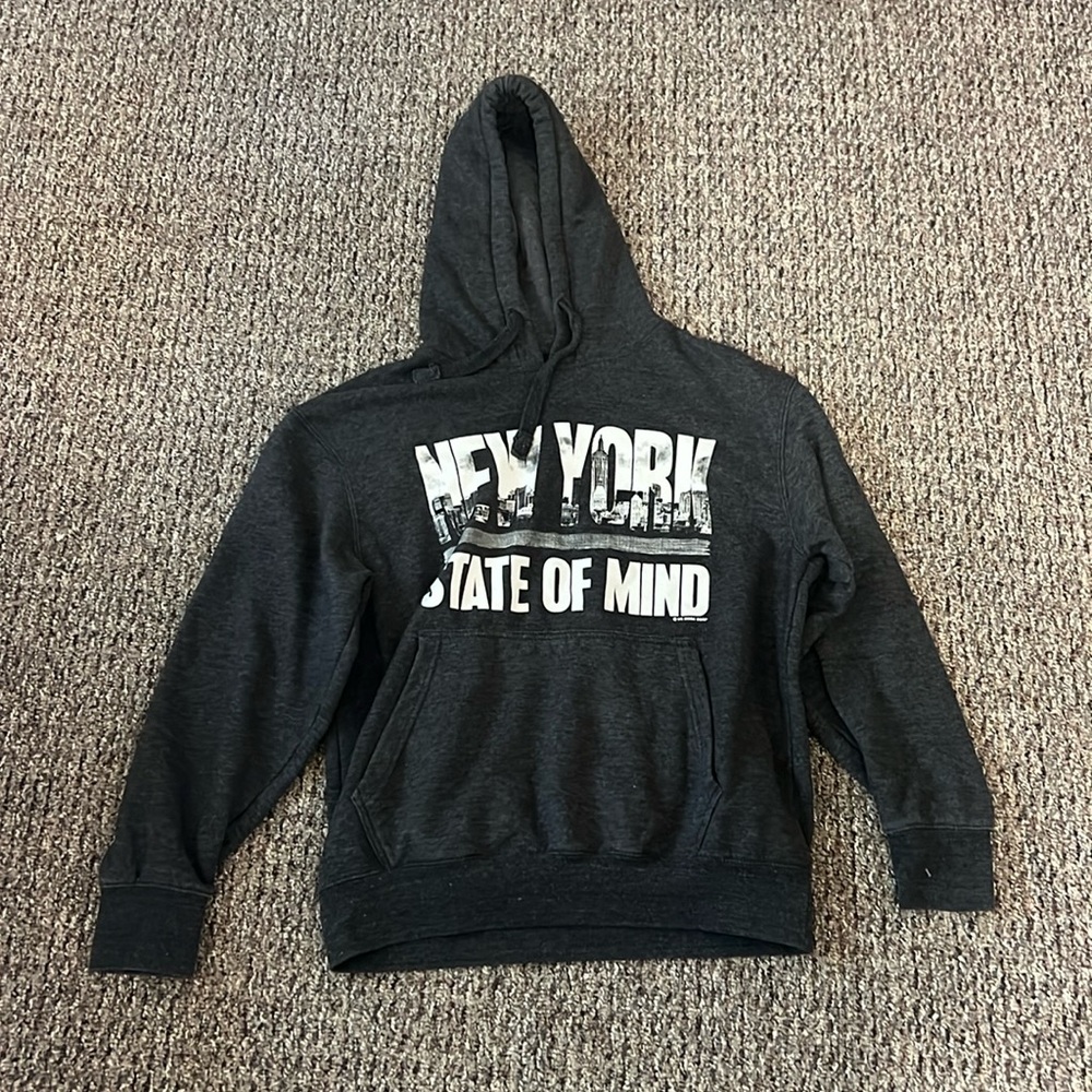 Unisex Small New York State of Mind Graphic Sweatshirt